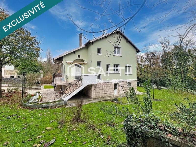 Maison - 180 m² - 6 pièces