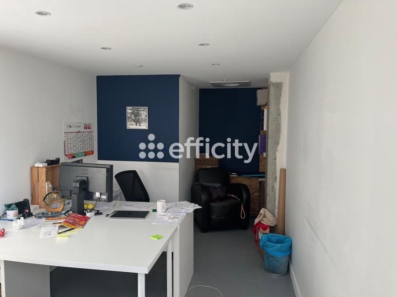 Bureau - 230 m² - 8 pièces