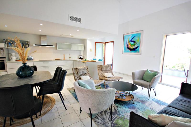 Appartement - 105 m² - 4 pièces