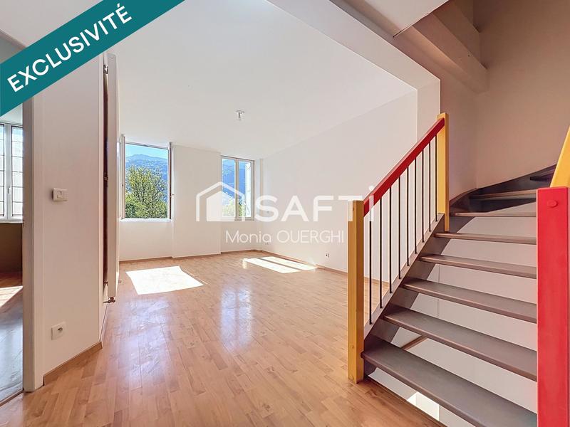 Maison - 300 m² - 10 pièces