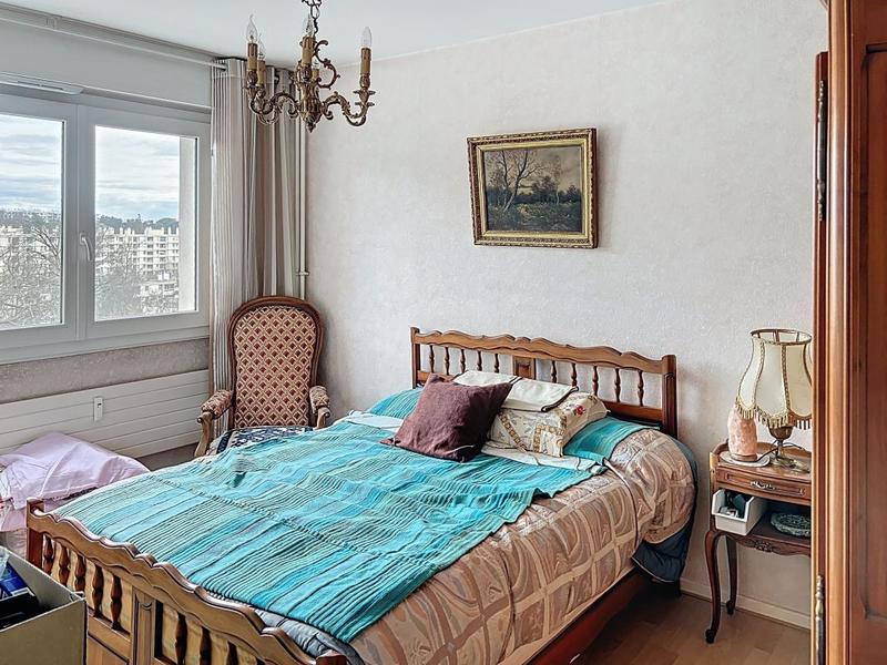 Appartement - 107 m² - 5 pièces