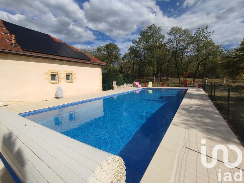 Maison - 266 m² - 6 pièces