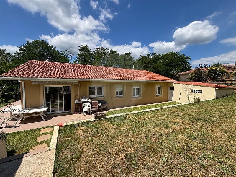 Maison - 110 m² - 5 pièces