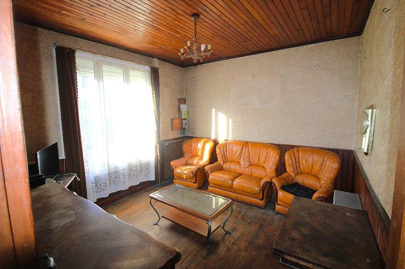 Maison - 92 m² - 7 pièces