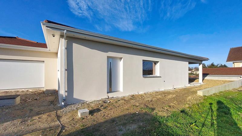 Maison - 140 m² - 5 pièces