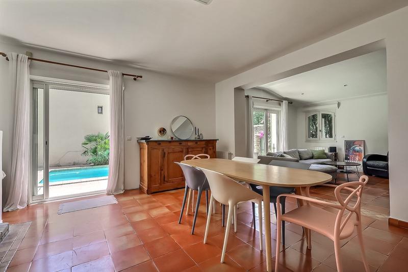 Maison - 143 m² - 6 pièces