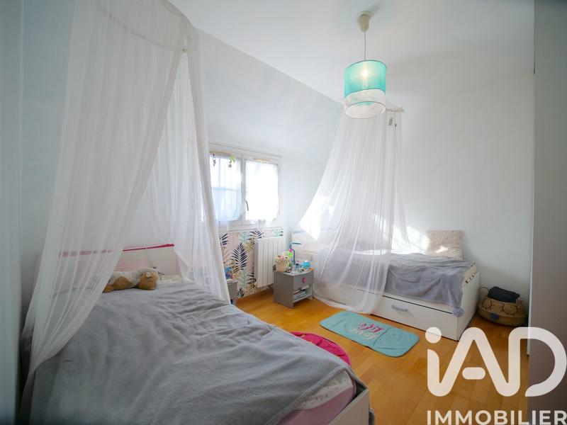 Maison - 96 m² - 4 pièces