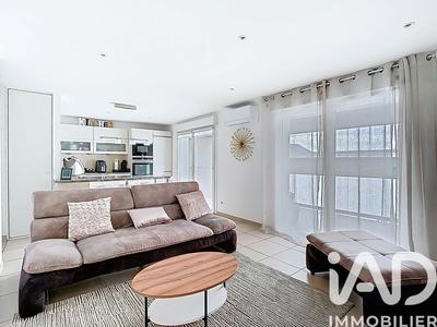 Appartement - 80 m² - 4 pièces