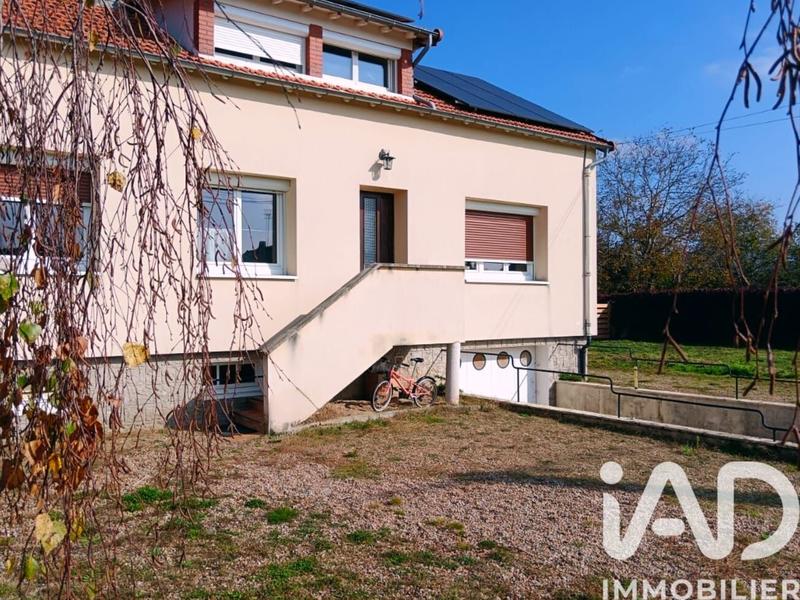 Maison - 140 m² - 5 pièces