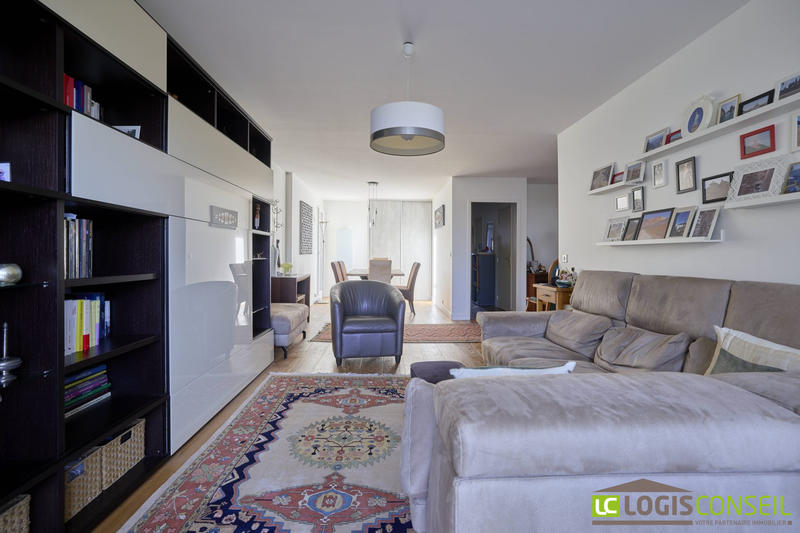 Appartement - 83 m² - 4 pièces