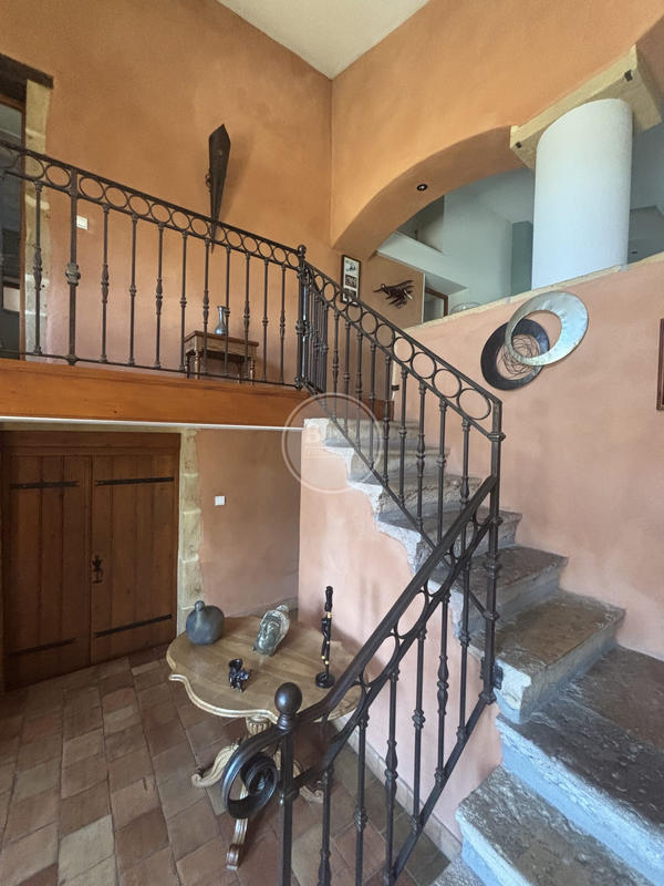Bastide - 240 m² - 7 pièces
