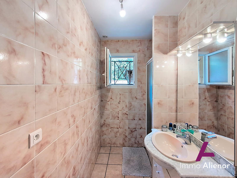 Maison - 98 m² - 4 pièces