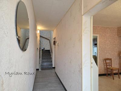 Maison - 95 m² - 4 pièces