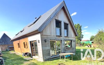 Maison - 140 m² - 6 pièces