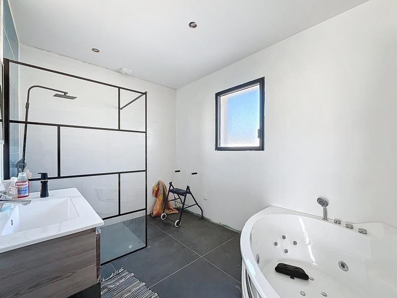 Maison contemporaine - 132 m² - 5 pièces