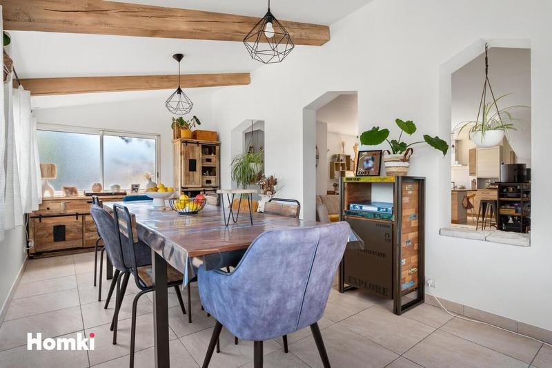 Maison - 171 m² - 6 pièces