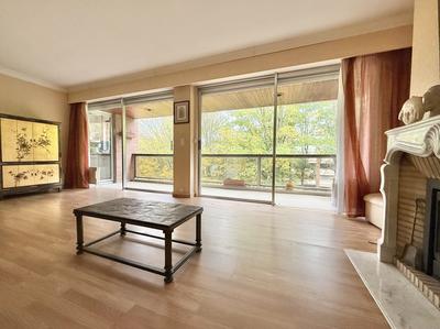 Appartement - 103 m² - 5 pièces