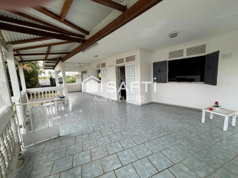 Maison - 176 m² - 4 pièces