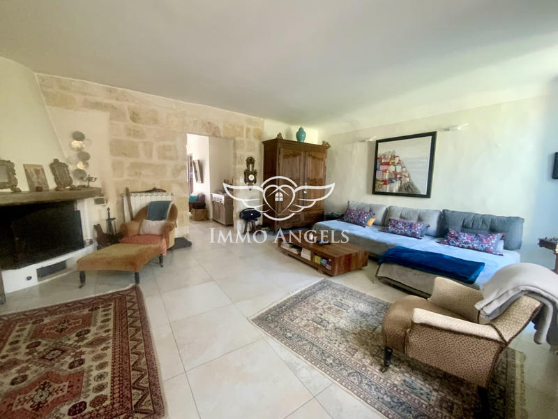 Maison ancienne - 261 m² - 8 pièces