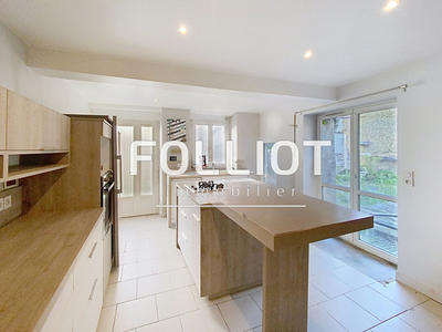 Maison - 110 m² - 4 pièces