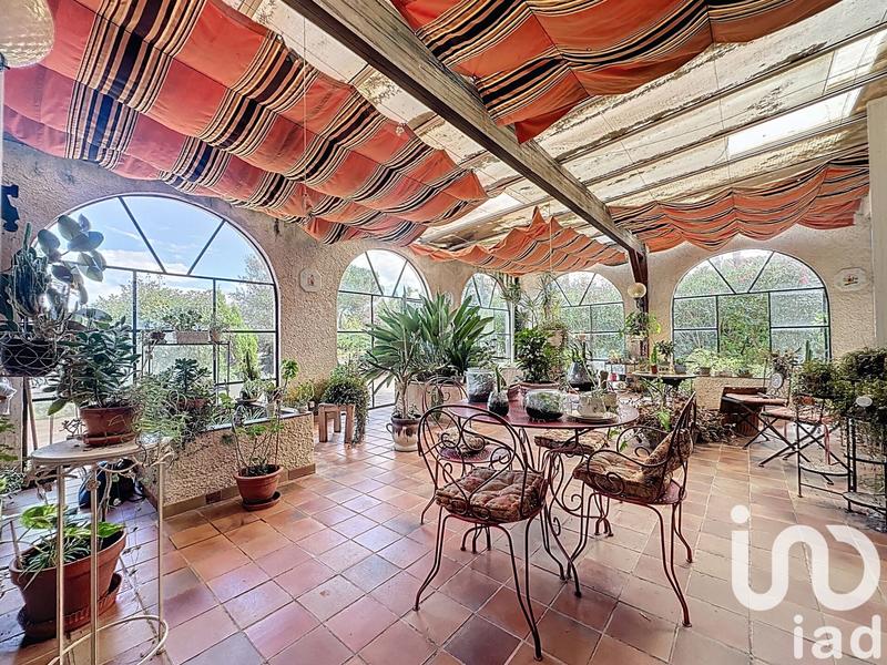 Maison - 236 m² - 7 pièces