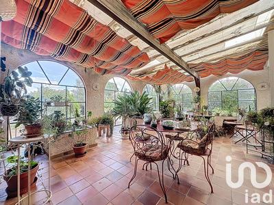 Maison - 236 m² - 7 pièces