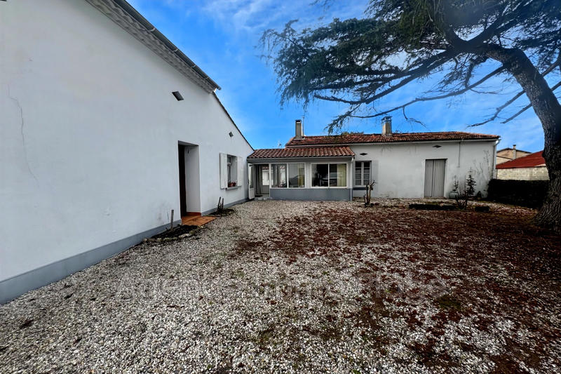 Maison - 138 m² - 8 pièces