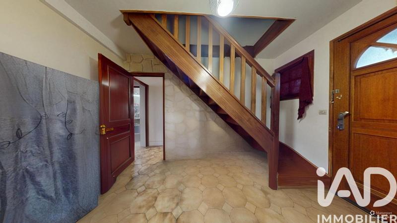 Maison - 122 m² - 7 pièces