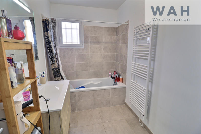 Maison - 75 m² - 4 pièces