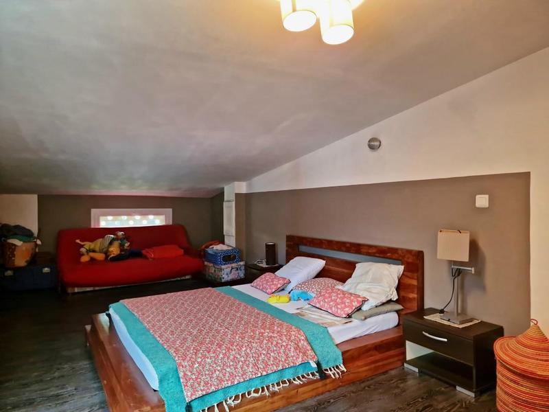 Villa - 371 m² - 6 pièces