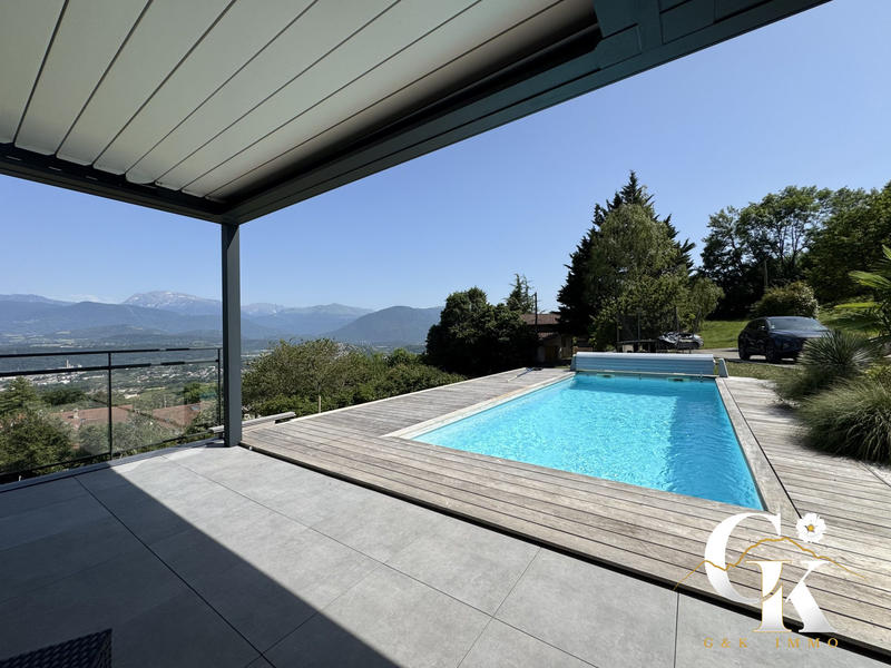 Maison - 160 m² - 6 pièces