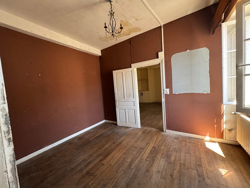 Maison - 198 m² - 6 pièces