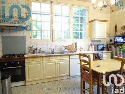 Maison de ville - 260 m² - 11 pièces