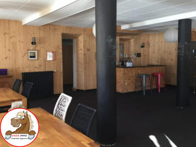 Maison - 830 m² - 20 pièces