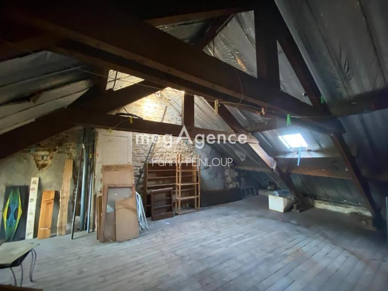 Maison - 157 m² - 8 pièces