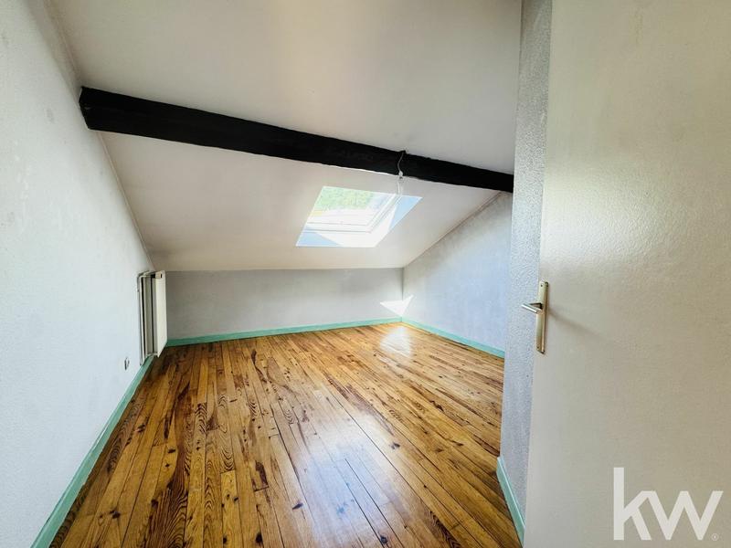 Appartement - 104 m² - 5 pièces