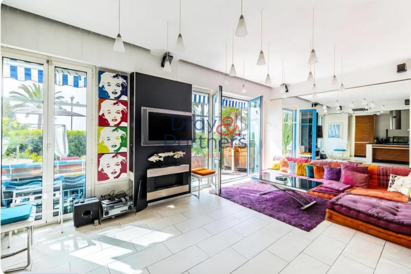 Appartement - 57 m² - 2 pièces