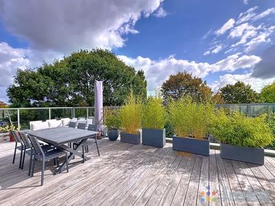 Appartement - 130 m² - 4 pièces