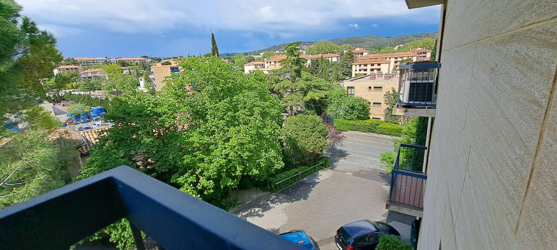 Appartement - 80 m² - 3 pièces