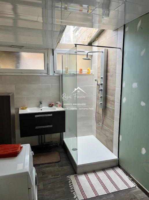 Maison - 77 m² - 4 pièces