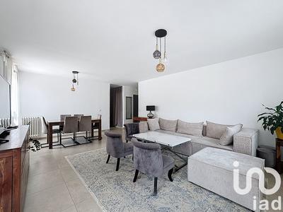 Appartement - 90 m² - 4 pièces