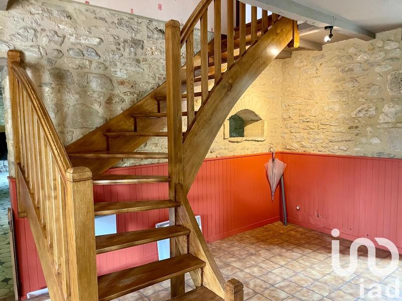 Maison - 238 m² - 10 pièces