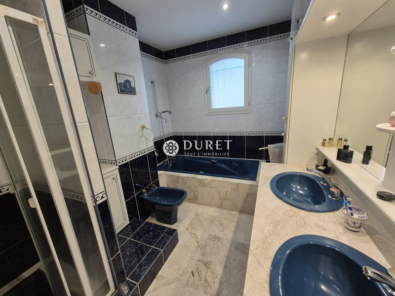 Maison traditionnelle - 125 m² - 4 pièces