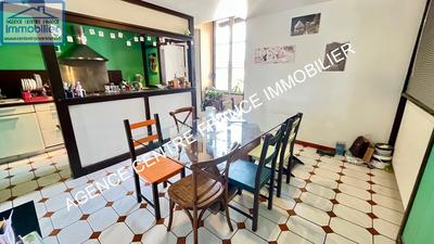 Appartement - 102 m² - 4 pièces