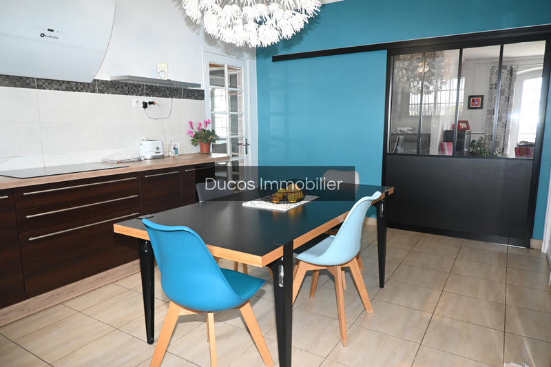 Maison - 235 m² - 7 pièces