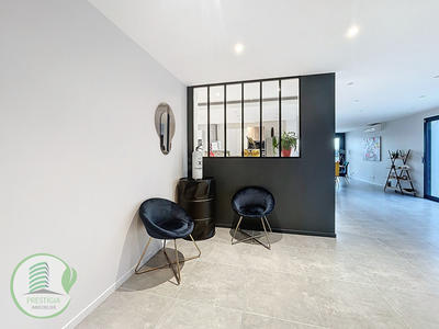 Maison - 205 m² - 8 pièces