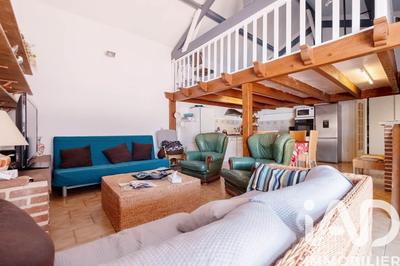 Maison - 196 m² - 5 pièces