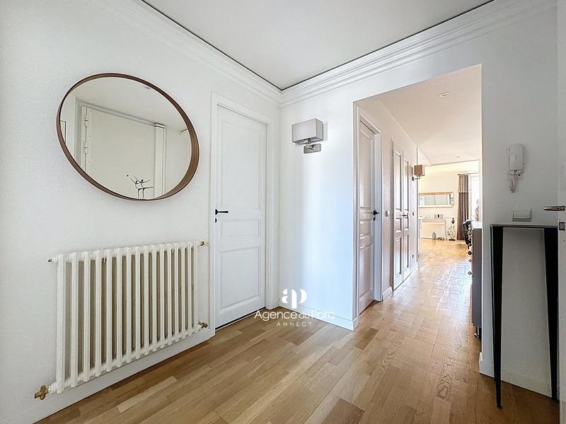 Appartement - 106 m² - 4 pièces