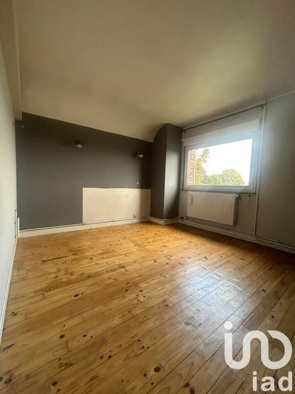 Maison - 222 m² - 12 pièces