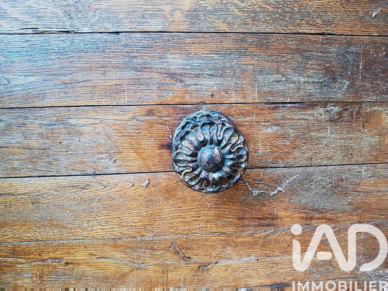 Maison - 212 m² - 8 pièces